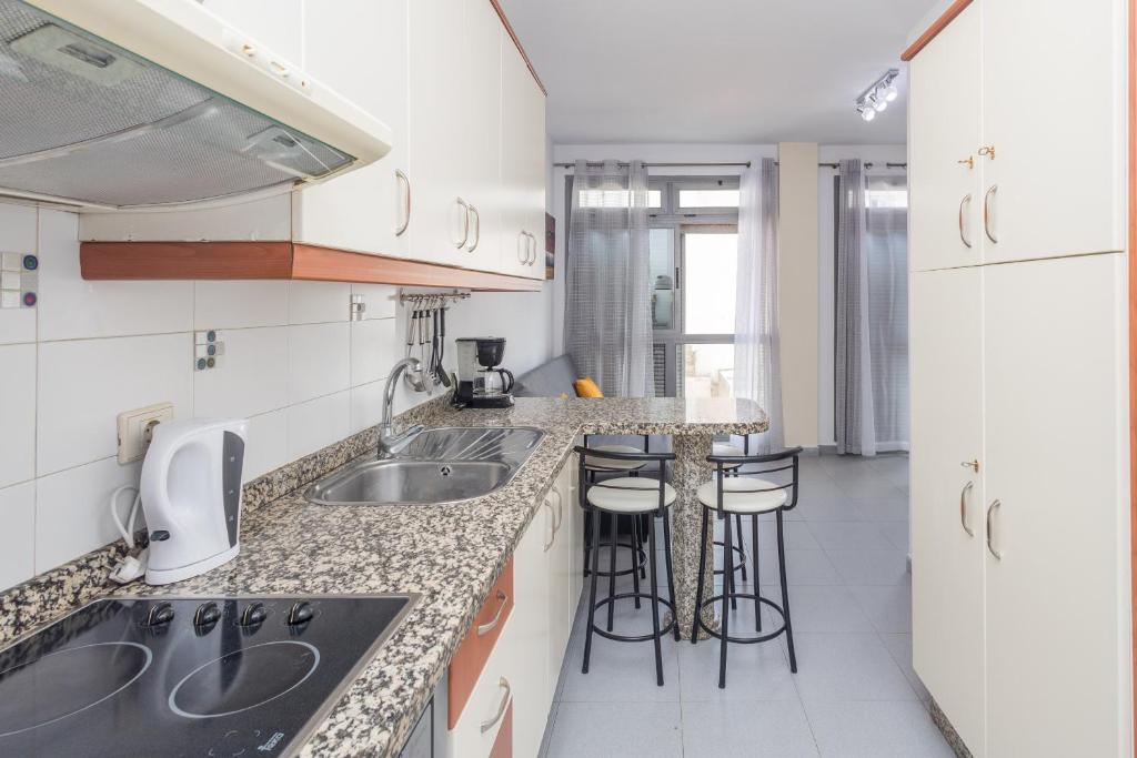 Las Canteras Cozy Apt - 2 min walk to beach - 3
