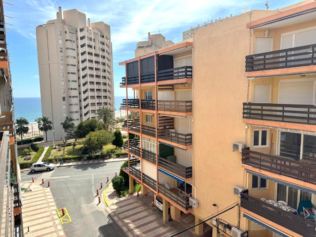 Las Lanzas LZNZR - 1