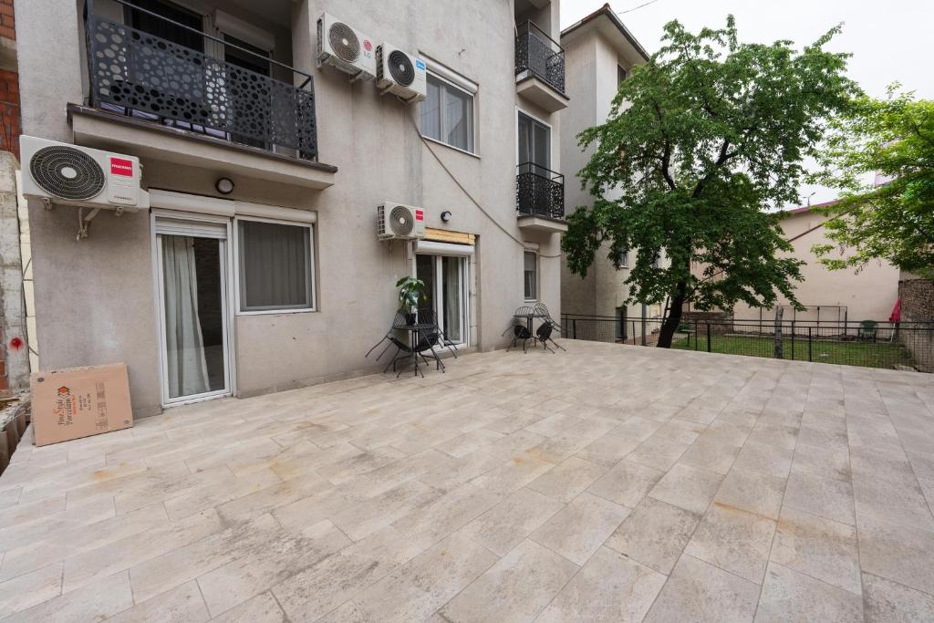 Comanda LUXURY APARTMENTS - 3