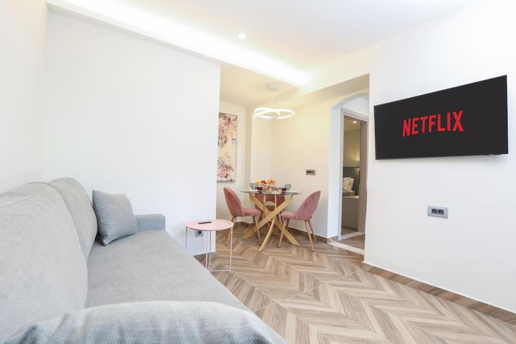 Phaedra & Sofia Campiello Suite, Korfu