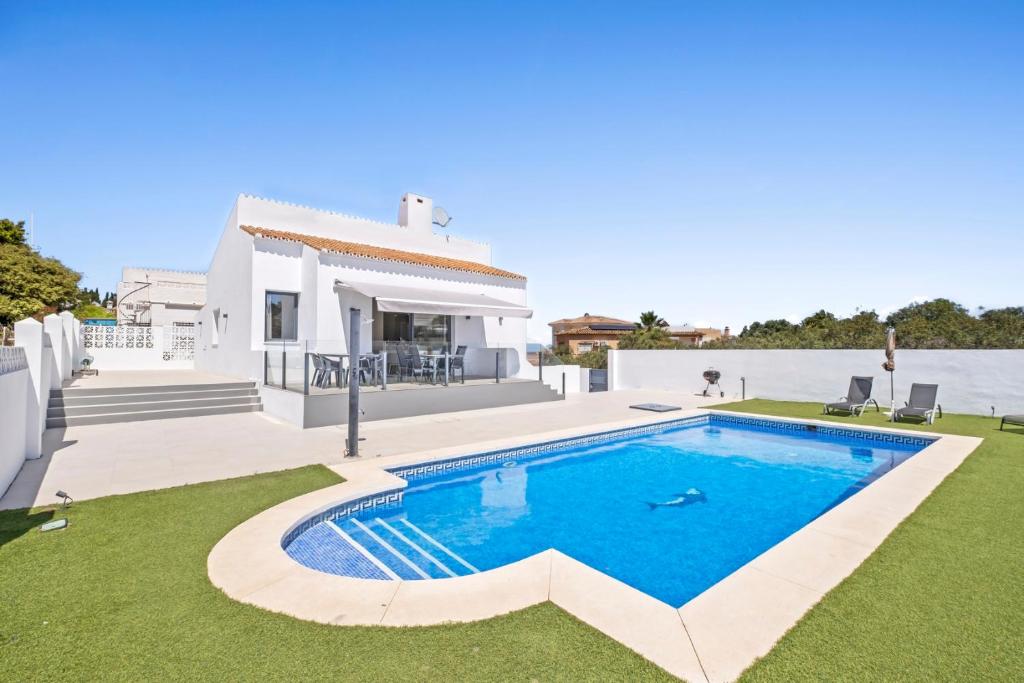 Amazing Villa in El Faro - 1