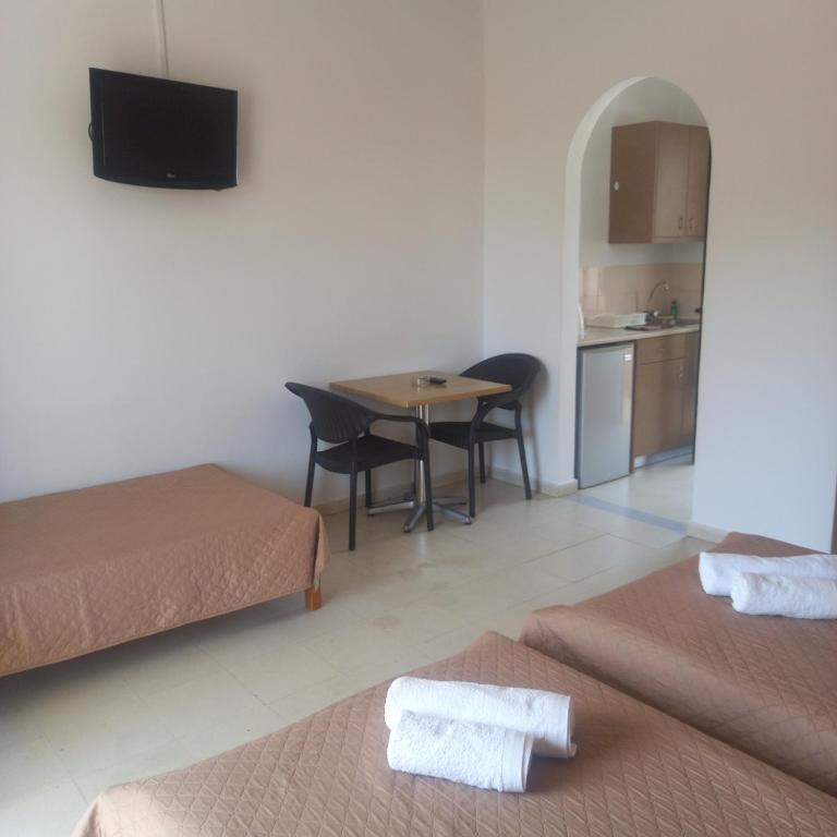 Manolis Studios — Kefalos, South Aegean