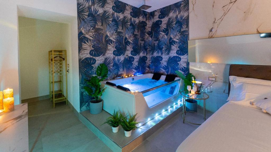 MAZZINI LUXURY JACUZZY SUITE Catania - 1