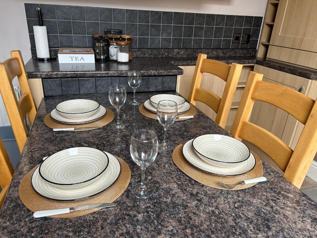 Seaside Rentals Bournemouth 2BR photo 5