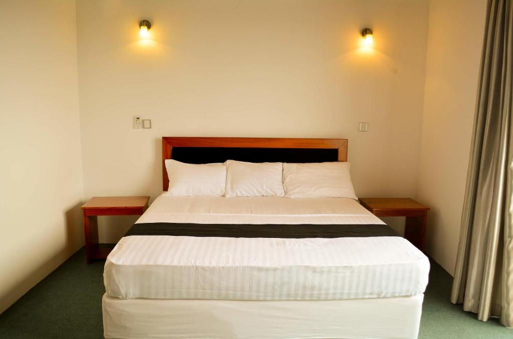 West Inn Colombo photo