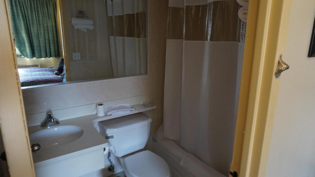 Flushing Motel photo