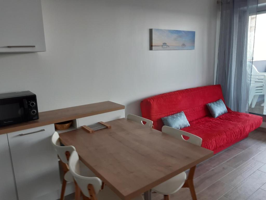 Studio cabine - Quartier de l'Aiguillon - 2 à 4 personnes - 3