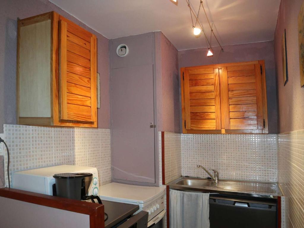 Appartement cosy rénové pour 6 pers, skis aux pieds, balcon sud, proche garderie, belles prestations - FR-1-322-257 - 4