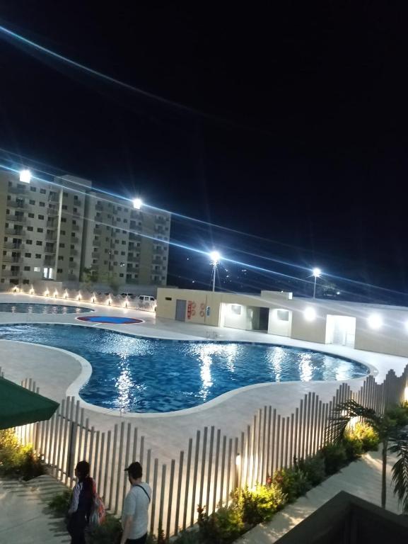 Espectacular Apartamento con Piscina en Santa Marta Aviva Sierra, Santa Marta