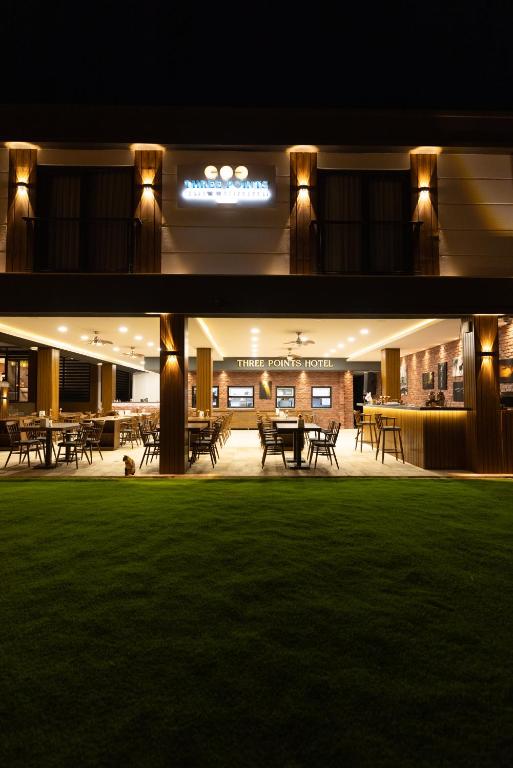 Three Points Hotel — Restaurant & bars in Beldibi