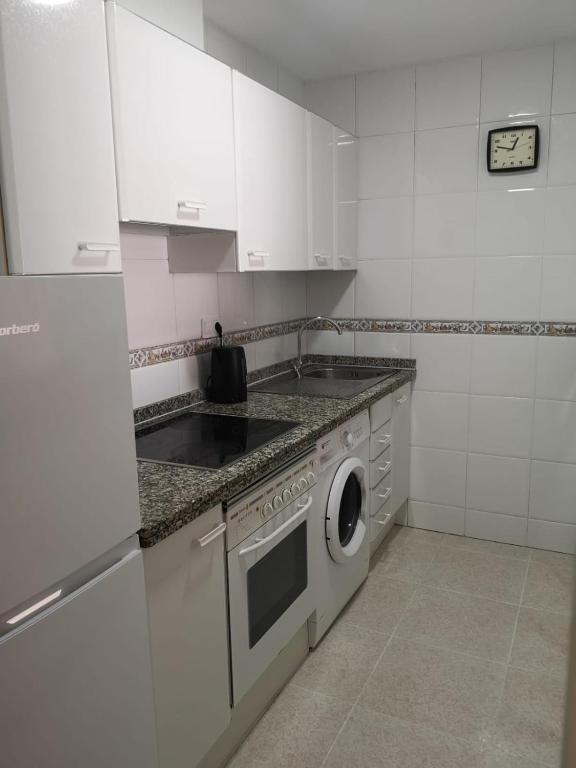 Cajal Apartments - 5