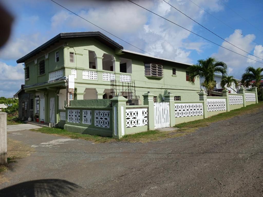 Conveniently located, quiet & amp; Comfortable, Christiansted