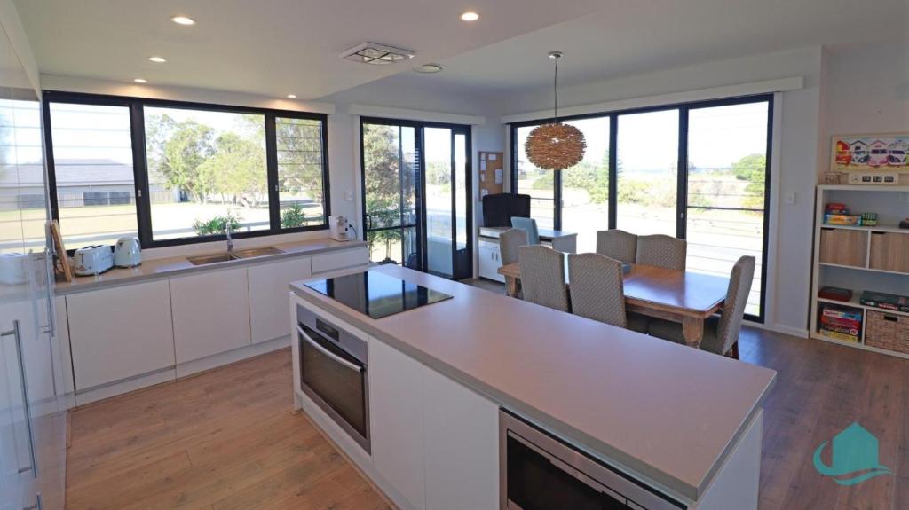 The Sands views over Caves Beach, Caves Beach