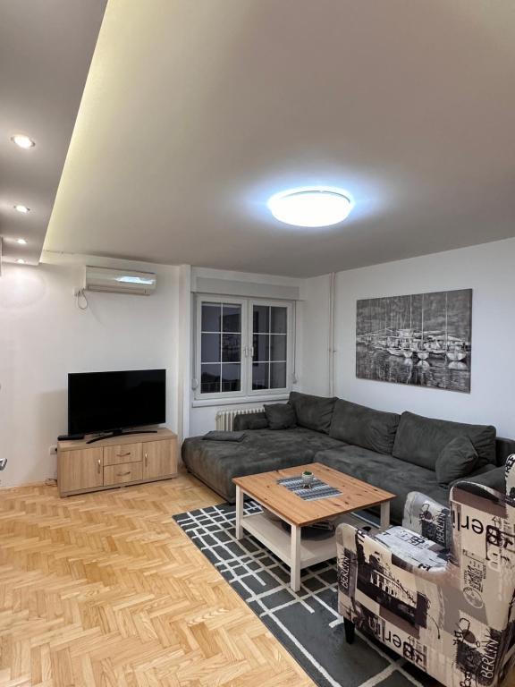 Apartment in New Belgrade Blok 30 - 5