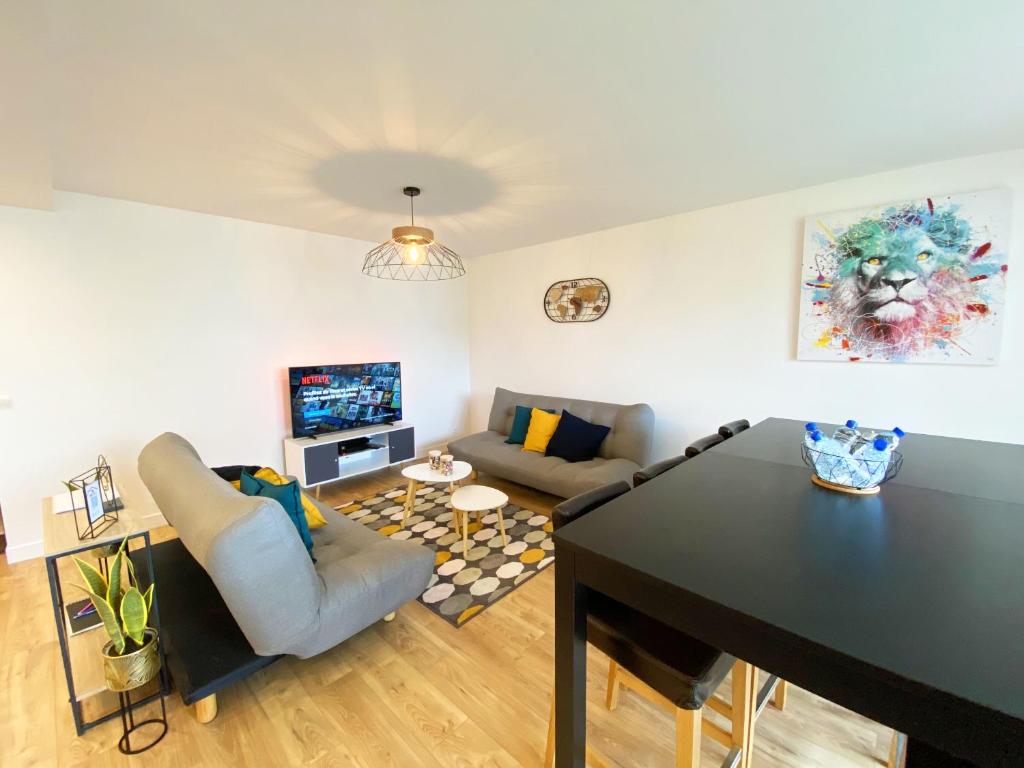 Apt Val d'Europe - 10 min de Disney - Parking, Montévrain