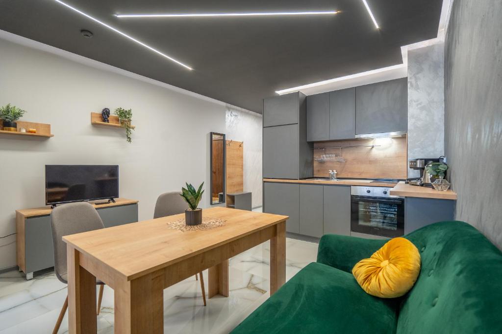 Cozy Homes 4, Sofía