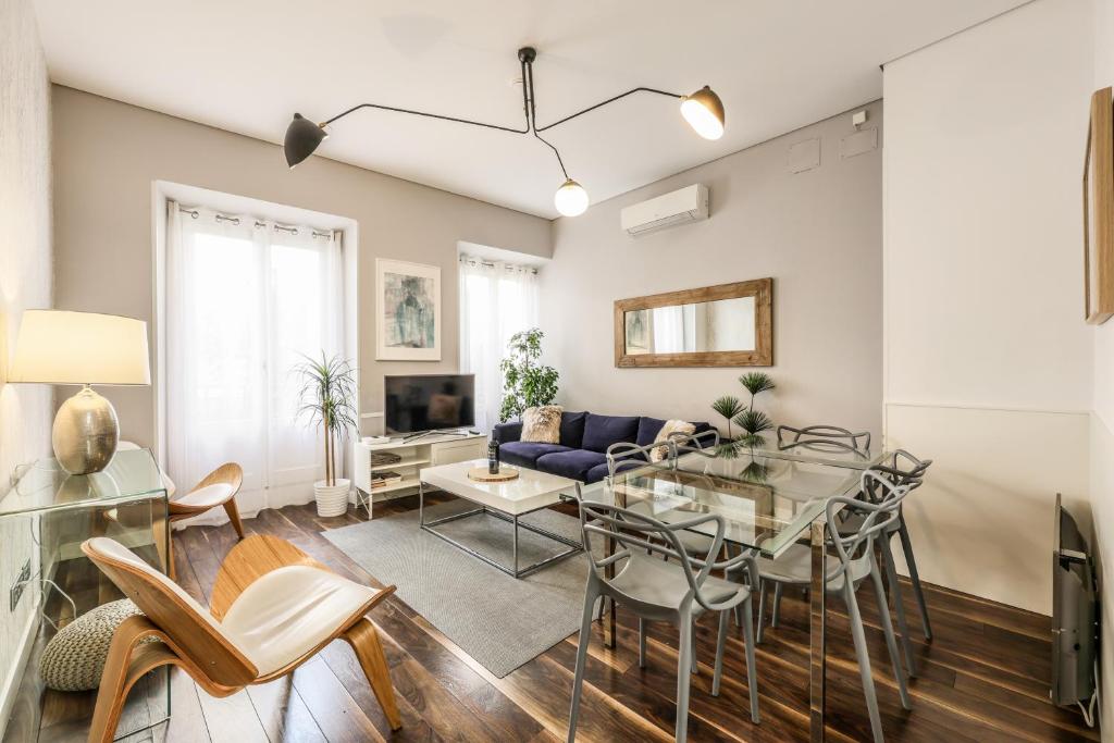 Luxury Apartment in Puerta del Sol Madrid - 2