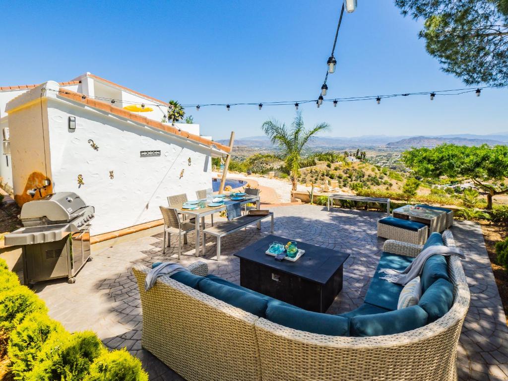 Cubo's Los Olivos View Rural House - 4