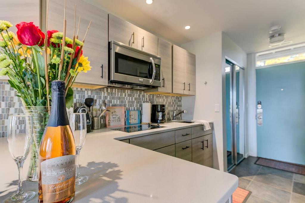 The Shores, Williamsburg