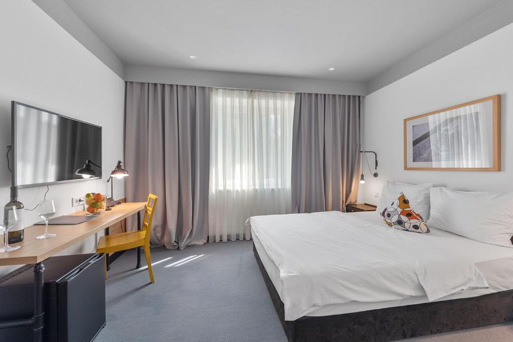 Zagreb The Loop Hotel room