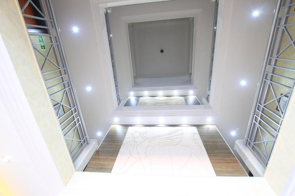 Myra Hotel — Hotel building in Marmaris, Mugla