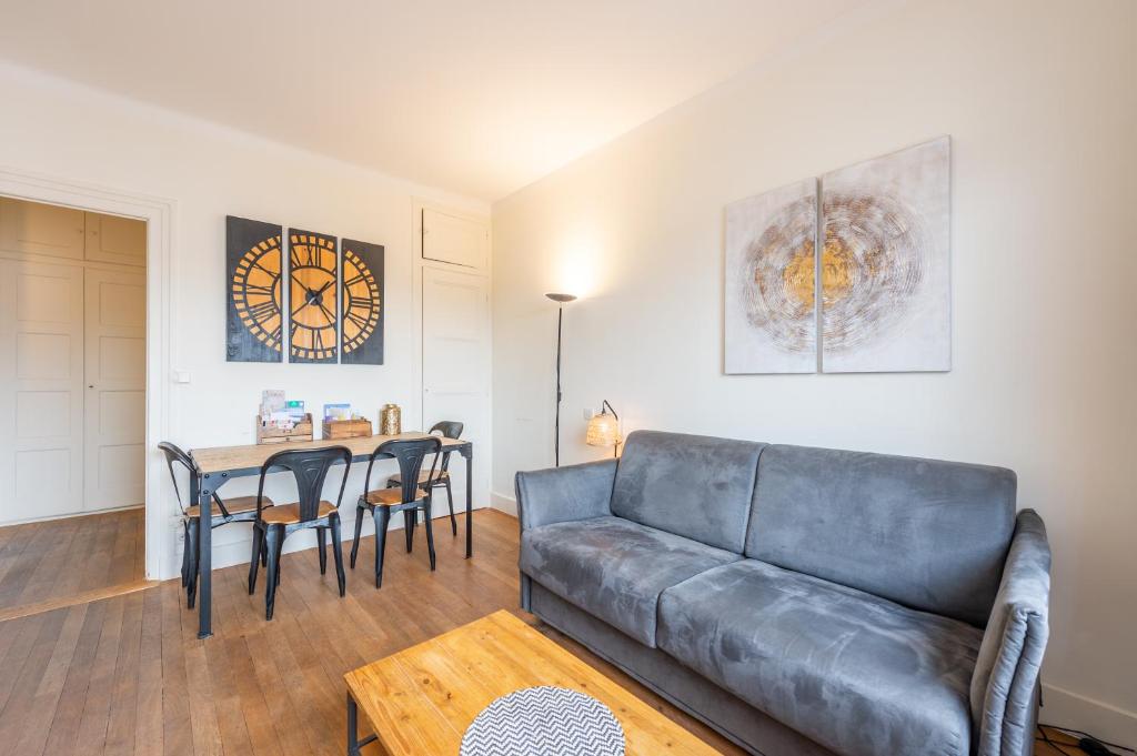 Pretty 2 rooms in the city center - 3