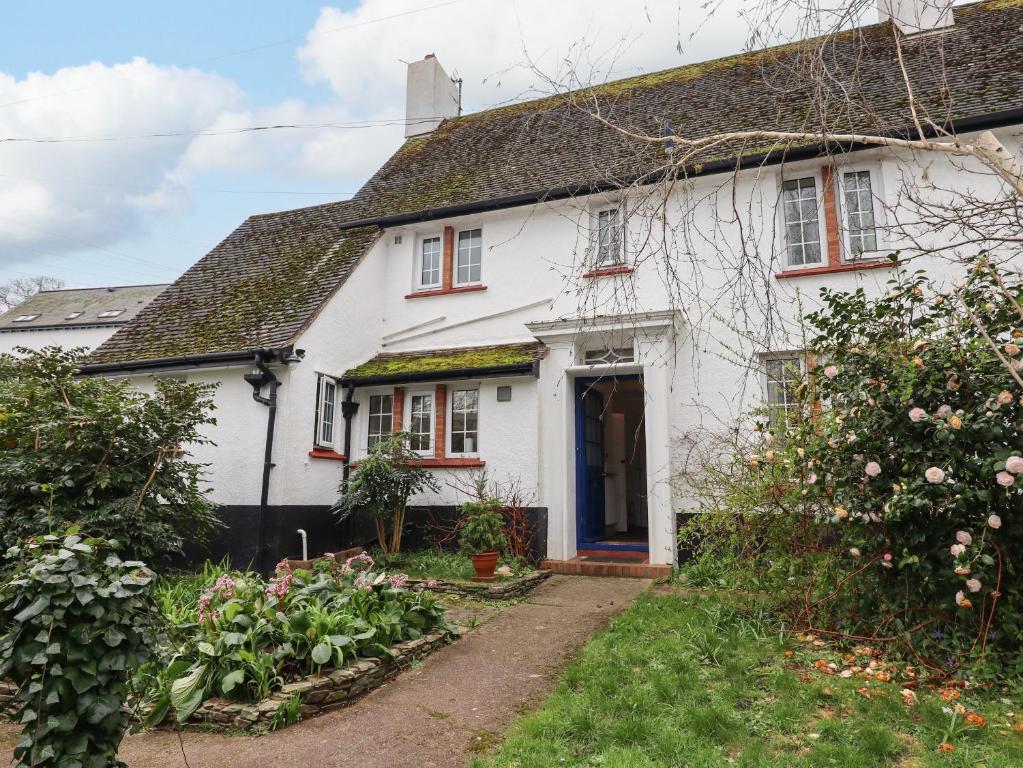 Greenhedges, Budleigh Salterton (East Devon) photo 4