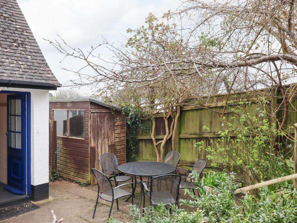 Greenhedges, Budleigh Salterton (East Devon) photo 5