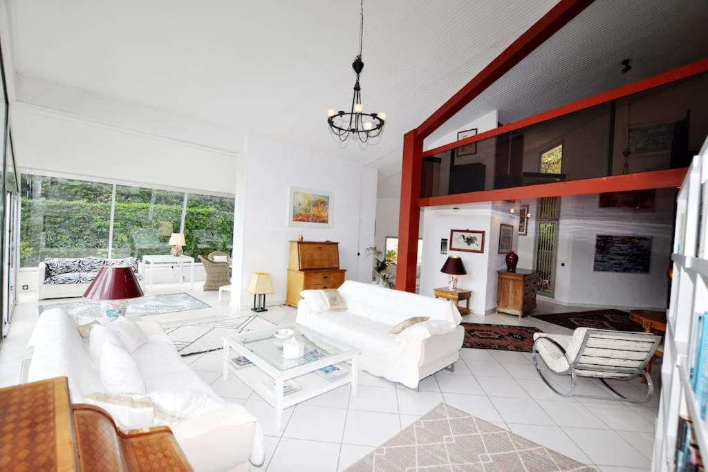 Villa Haut Standing avec Piscine, Vue sur Golf - 2