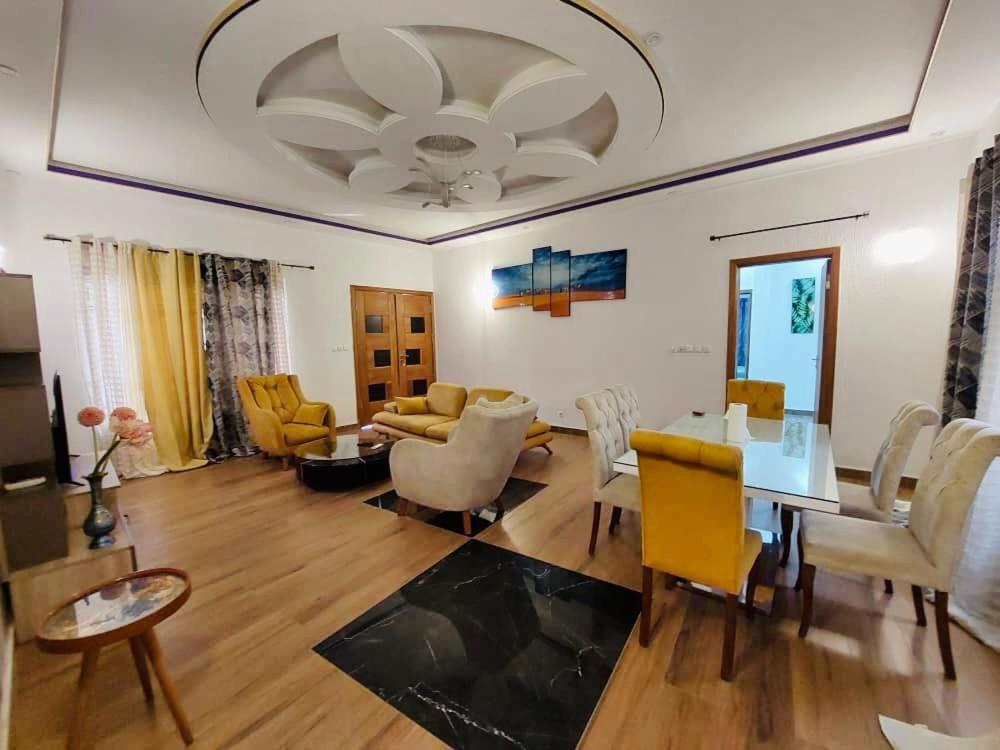 Timba Kirikoulog, Cotonou