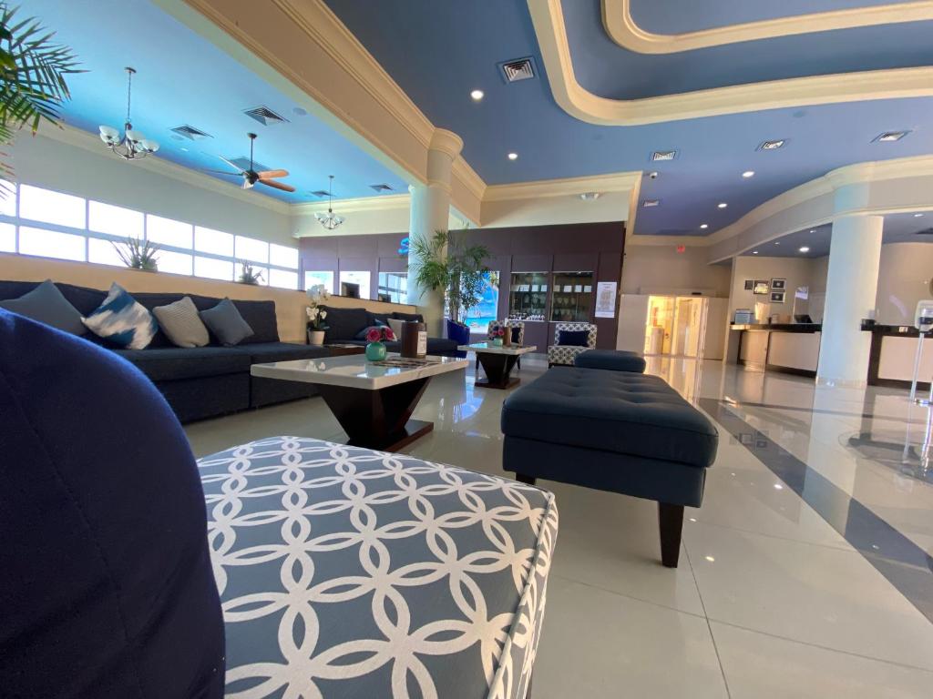 Simpson Bay Resort Marina and Spa