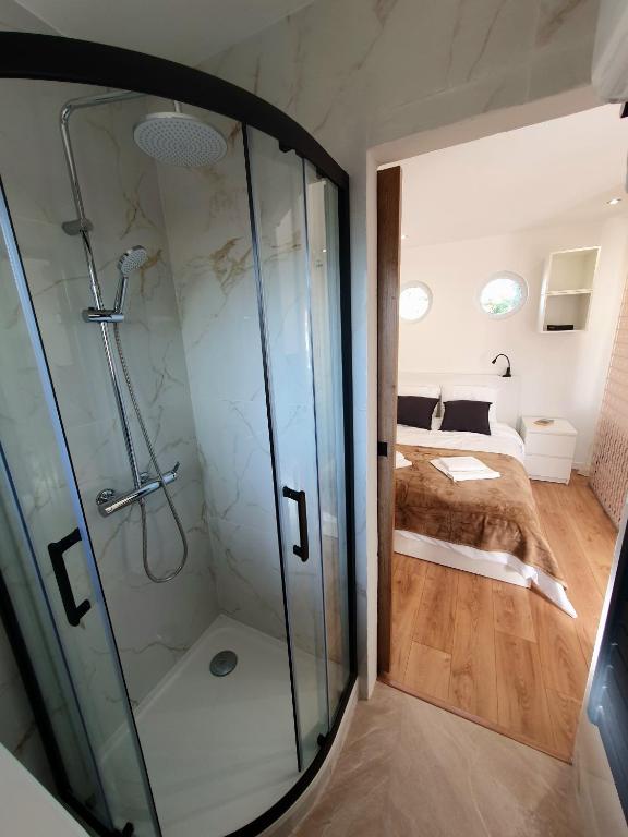 Studio climatisé refait à neuf - 4