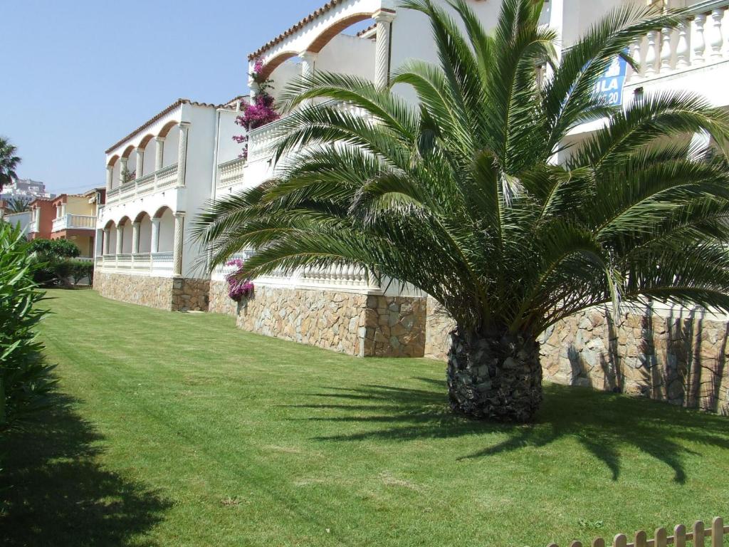 Apartamento Frente al Mar con Parking Empuriabrava - ES-228-183 - 2