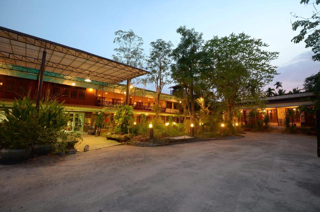 Baan Kitsada — Hotel in Amphawa (Samut Songkhram)