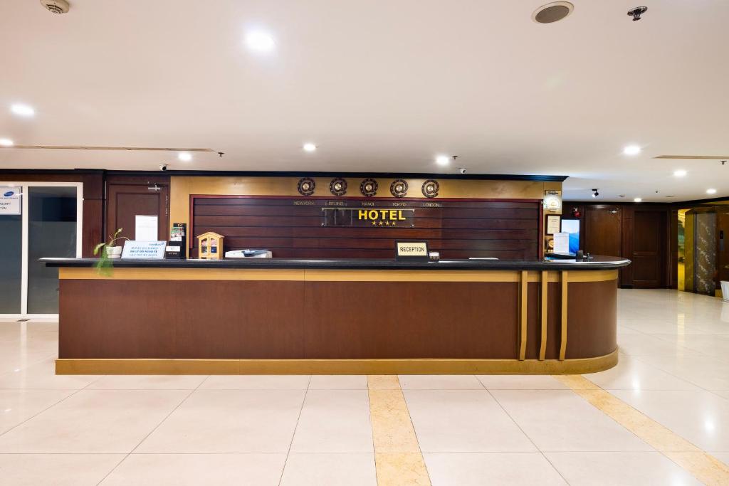 フロント・ロビー