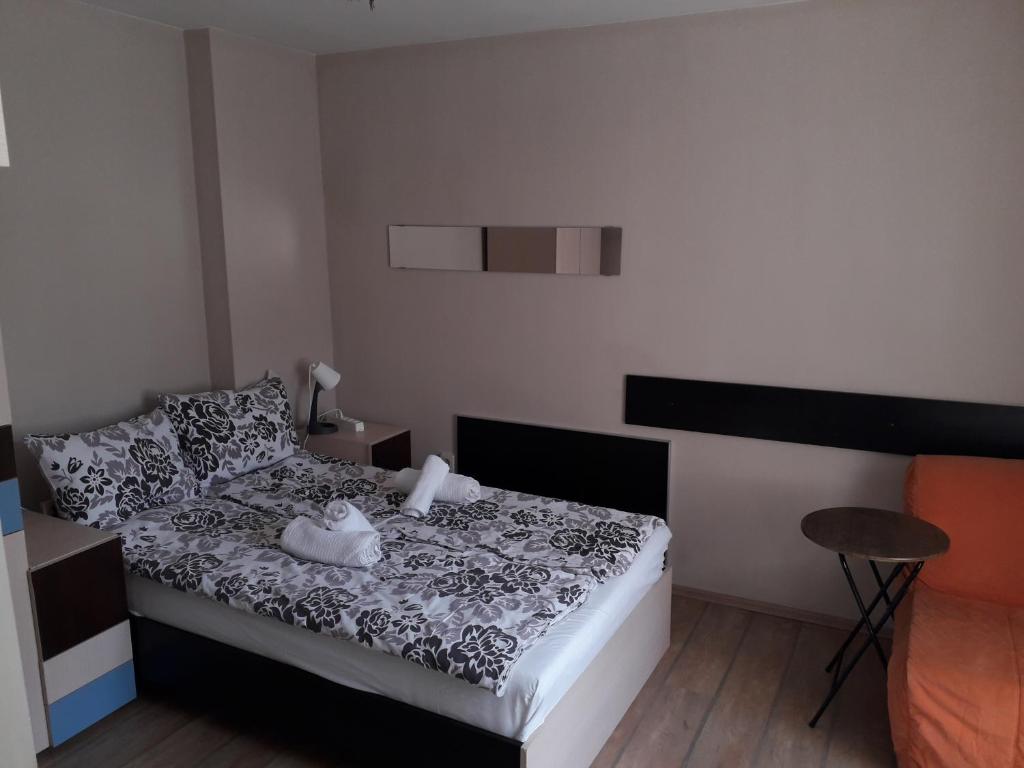 Studio V Plovdiv, Plovdiv