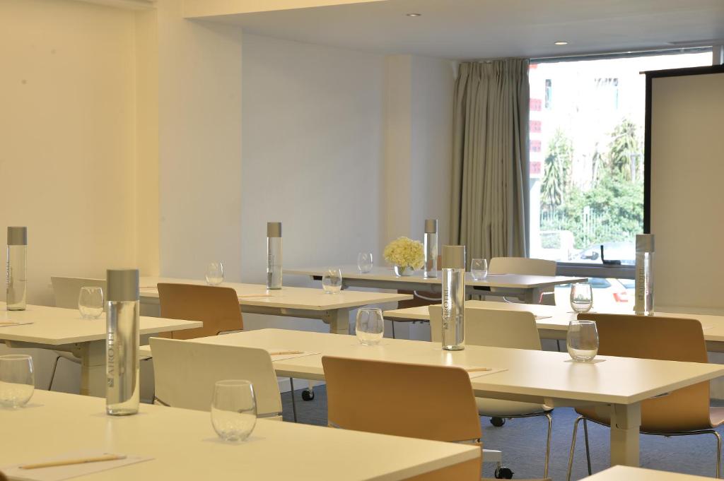 Tárgyalóterem/bálterem