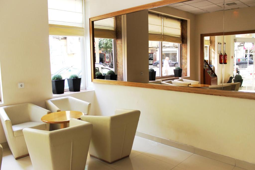 Hotel Amic Colon - 4
