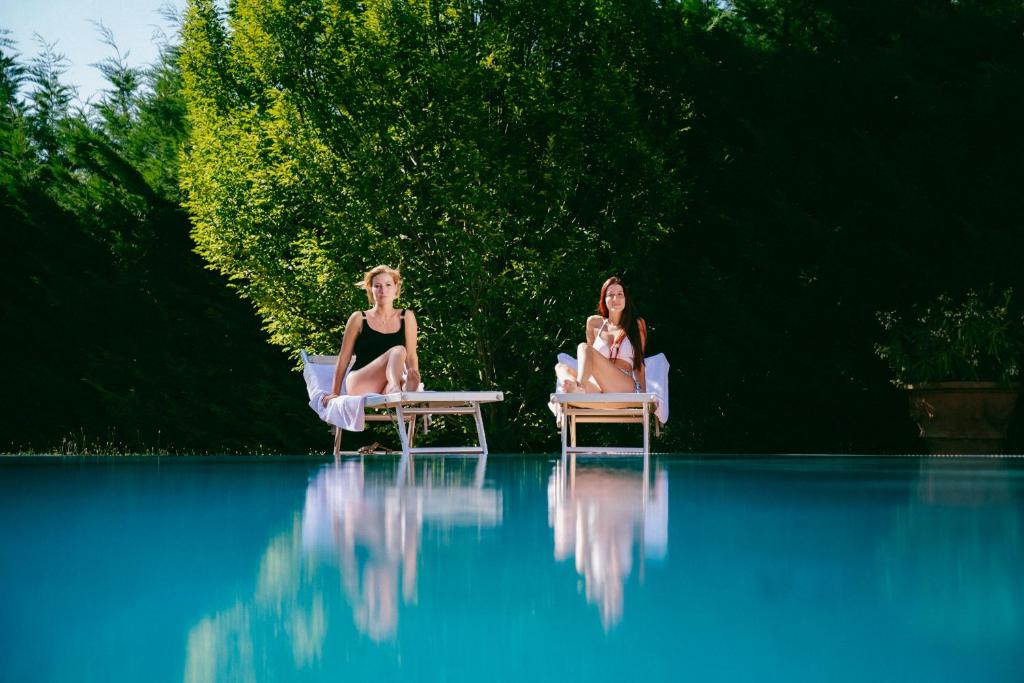 Fattoria Degli Usignoli — Swimming pool in San Donato in Fronzano, Tuscany