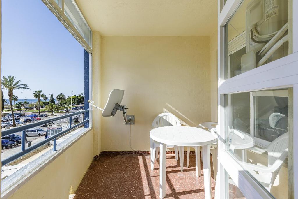 A&N Beachfront Terrace Living Torre del Mar - 2