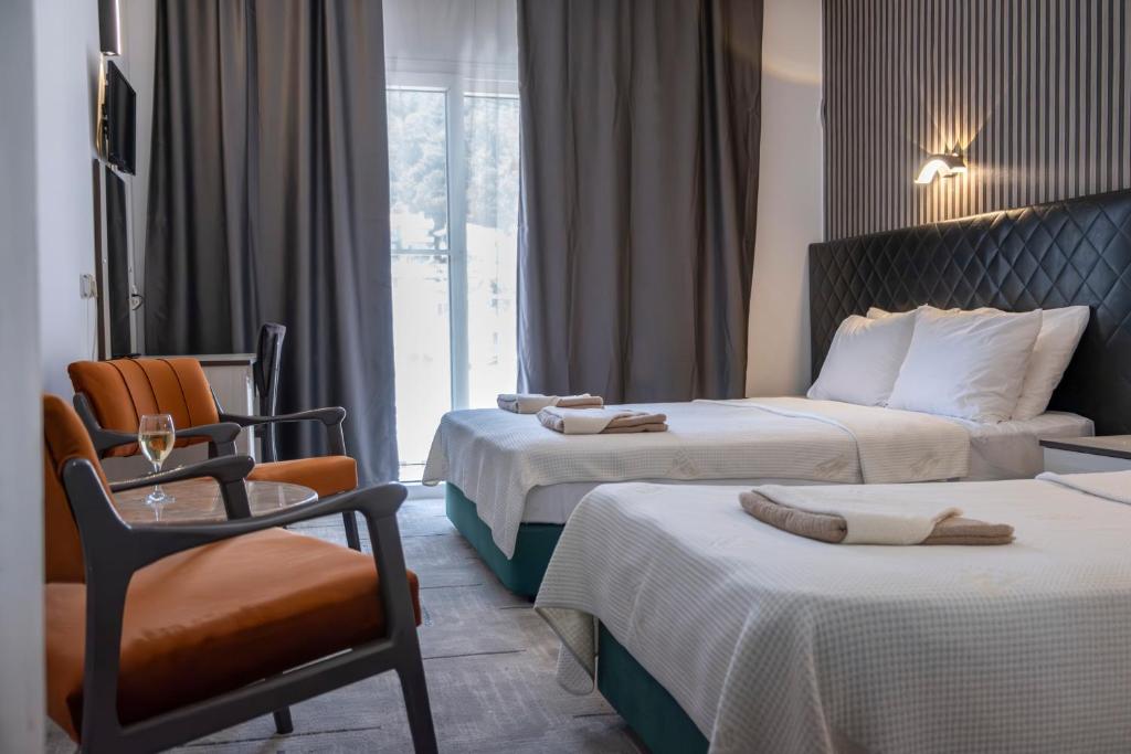 Mustis Royal Plaza Hotel — Hotel rooms in Marmaris, Mugla