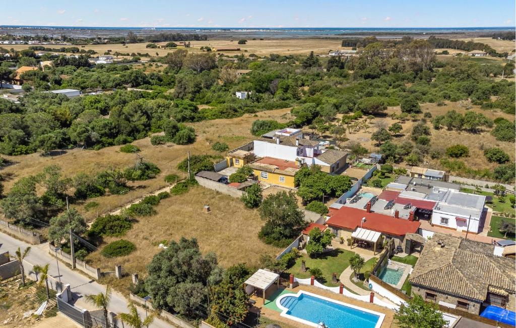 2 Bedroom Stunning Home In Chiclana De La Fronter - 1