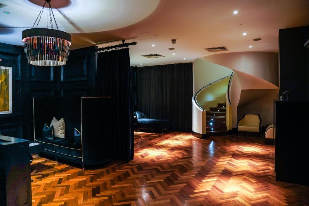 The Merchant Hotel