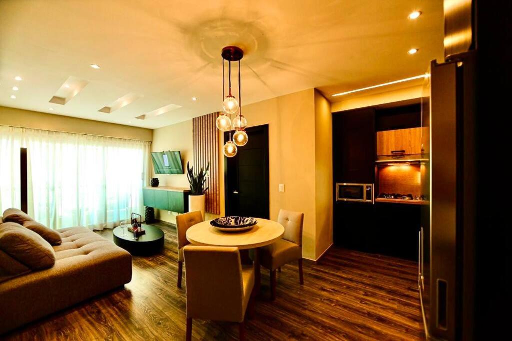 RoyalSuite 1BDR-Poll-Gym-Saune-g17, Santo Domingo