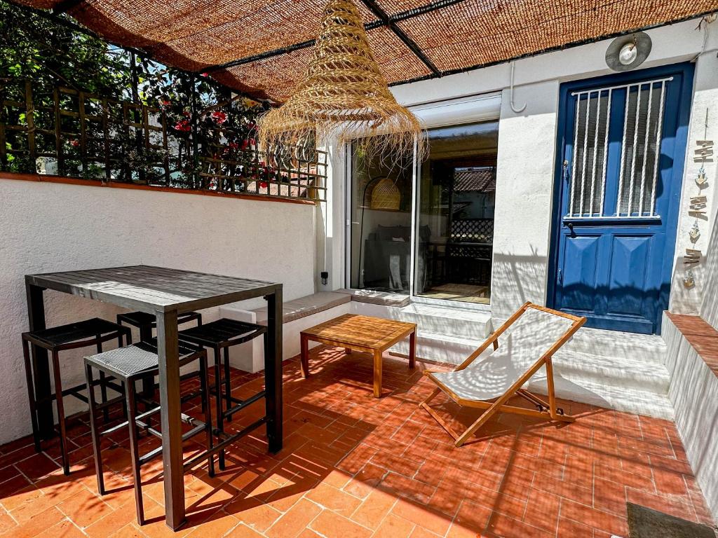 LA CASA SORRA - 1