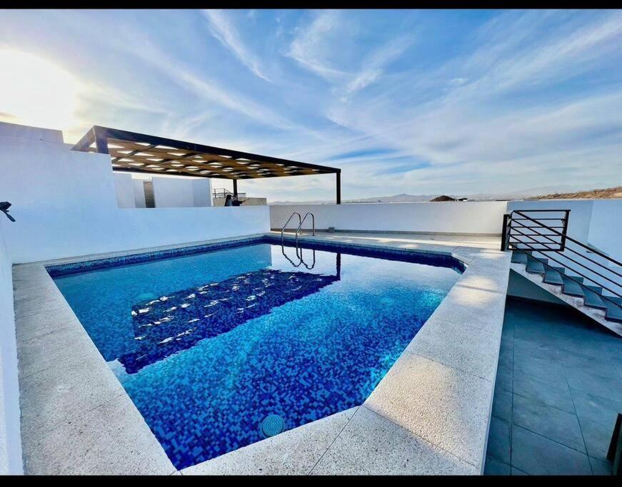 Oceanview Condo / Rooftop pool, Cabo San Lucas