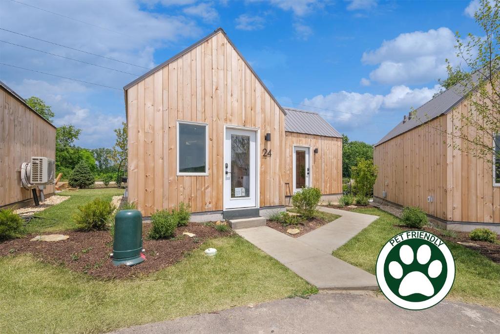 Bunkies-Basecamp, Ottawa