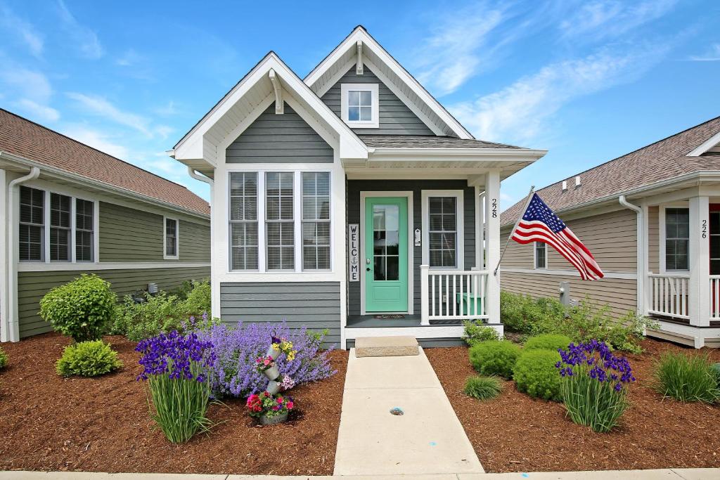 Anchored Inn, Ottawa