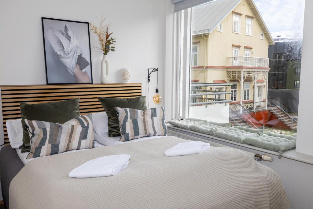 LL Properties - H81 Charming Deluxe Apartment, Akureyri