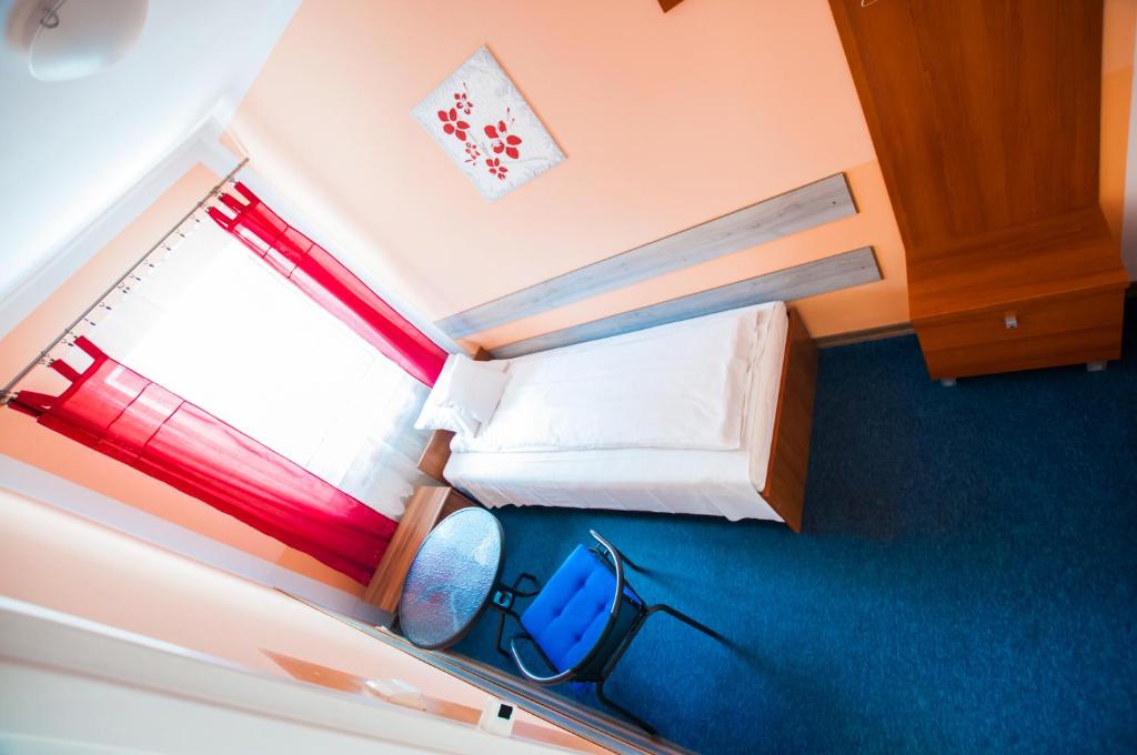 Red Carpet Hostel photo